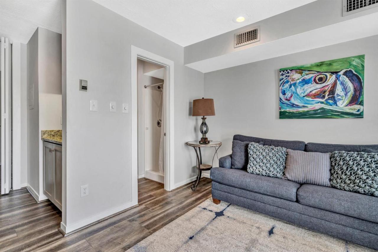 Reel Simple Apartment Moneta Bagian luar foto