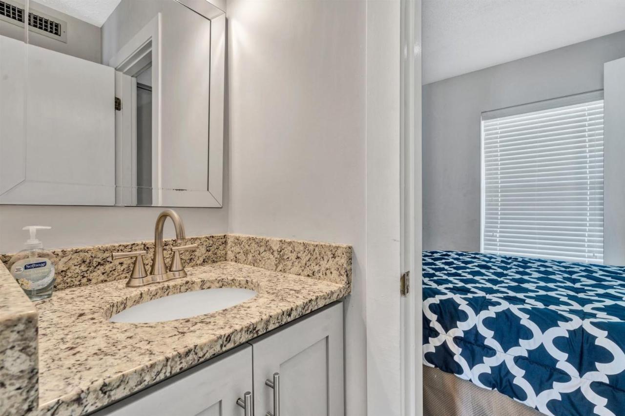 Reel Simple Apartment Moneta Bagian luar foto