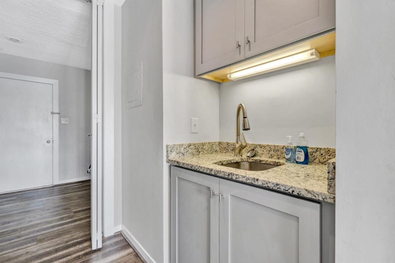 Reel Simple Apartment Moneta Bagian luar foto